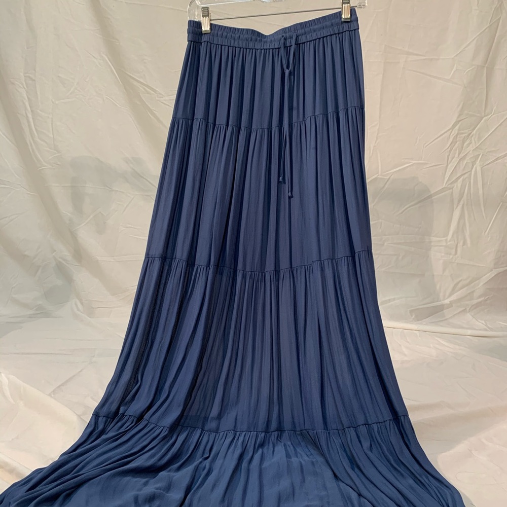 BCBG maxi skirt
